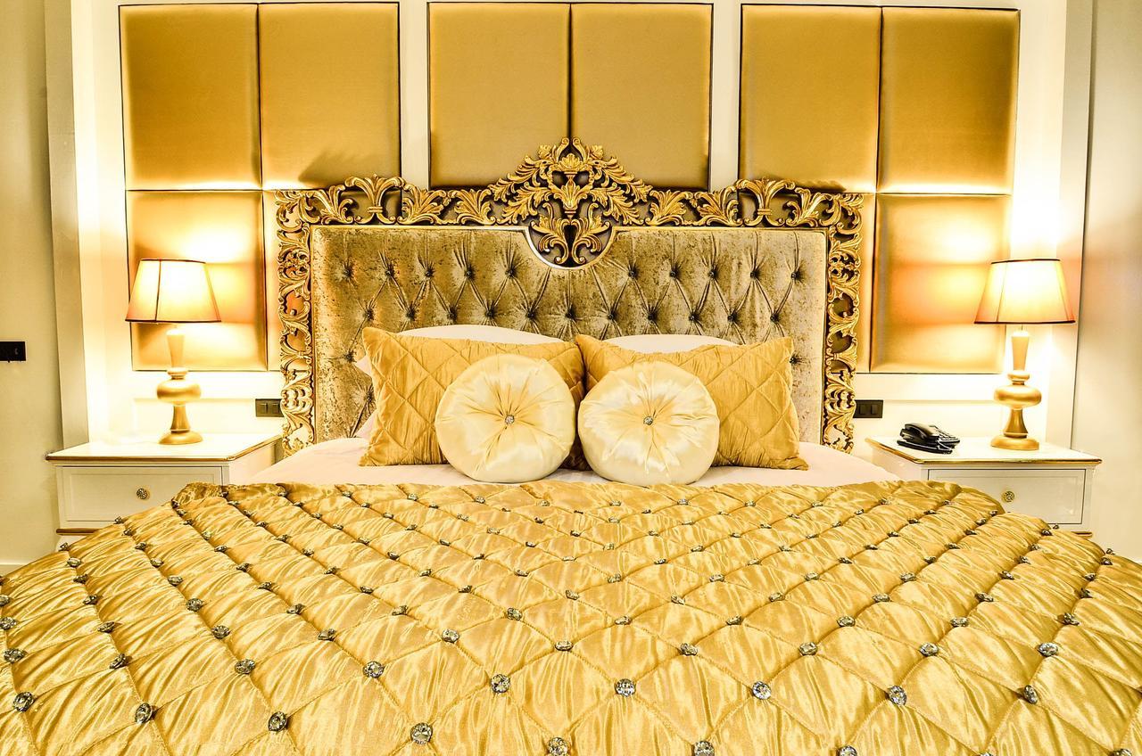 Alvarez Hotel Бурирам Экстерьер фото